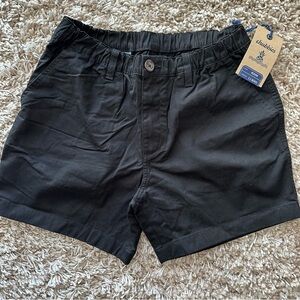 NWT Chubbies Medium black 5.5” shorts